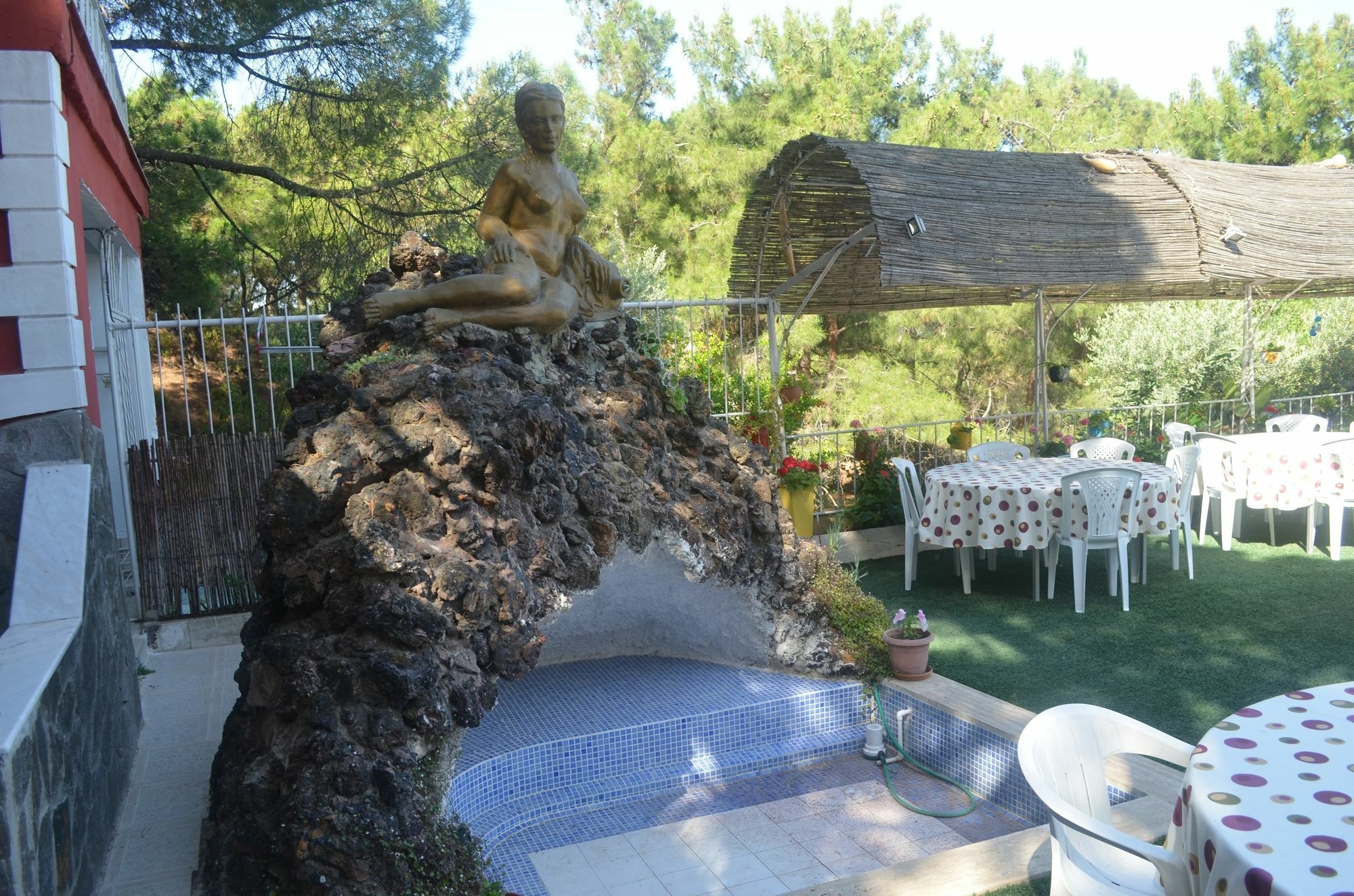 Tunc Hotel Ayvalik Exterior foto